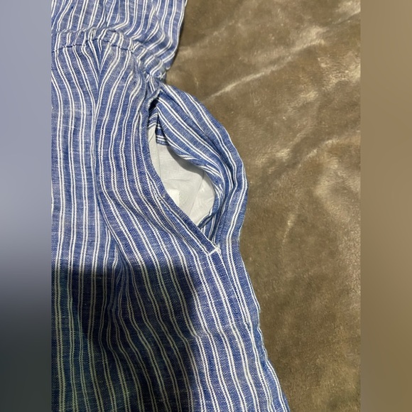 Lauren Ralph Lauren Pinstripe Linen Shorts-Sleeve Romper size 2P - Picture 5 of 8
